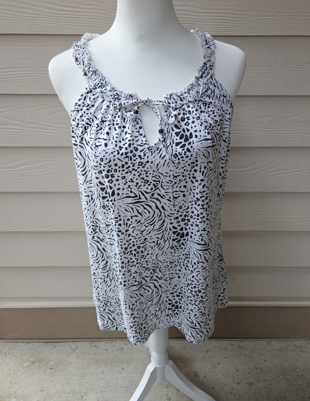 Ava & Grace White & Black Animal Print Ruffle Neck Cami Size Large